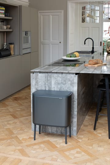 Bo touch bin 36 litraa - Confident Grey - Brabantia