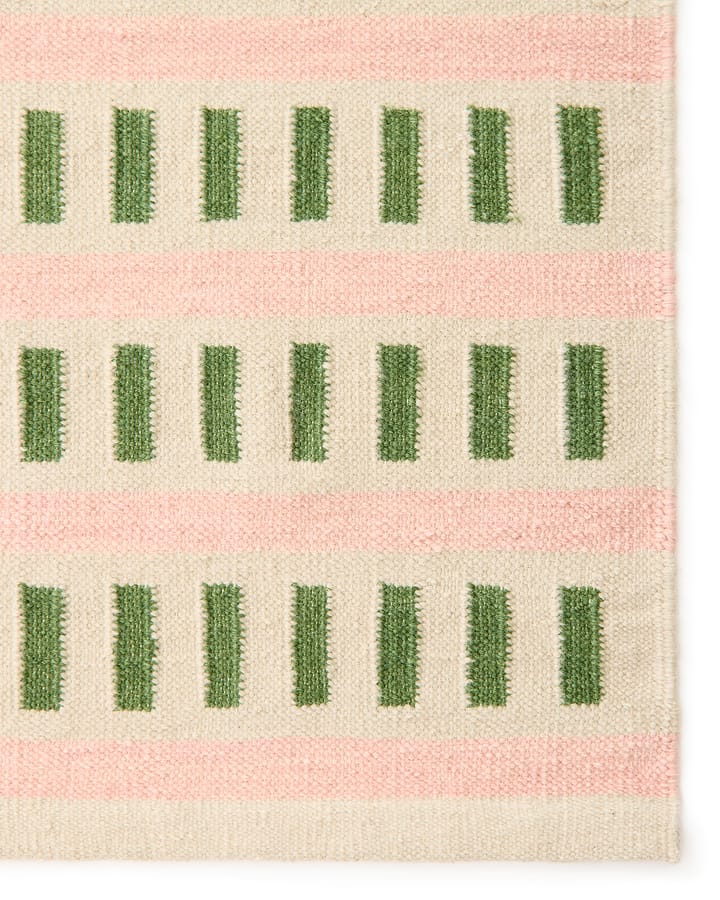 Ladakh villamatto, Offwhite-green-pink, 180x270cm Chhatwal & Jonsson