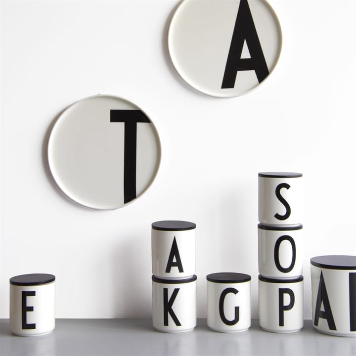 Design Letters kuppi, P Design Letters