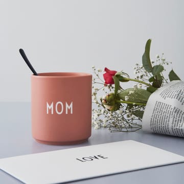 Design Letters suosikkikuppi 25 cl - Mom/Love-nude - Design Letters