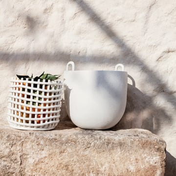 Ceramic punottu kori Ø 23,5 cm - Off white - ferm LIVING