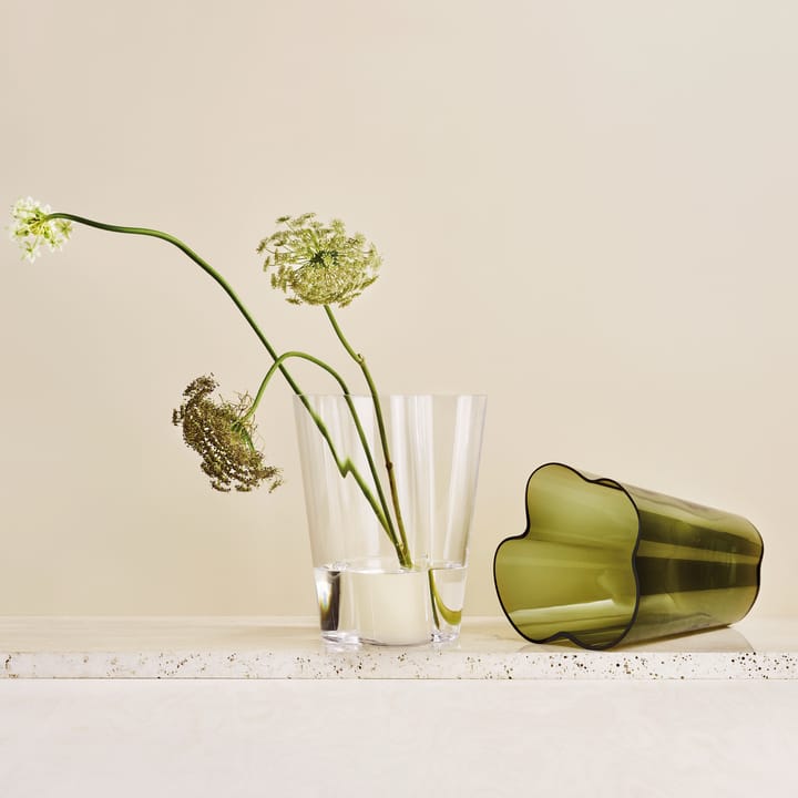 Alvar Aalto vase moss green, 270 mm Iittala