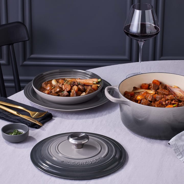 Le Creuset Signature -pastalautanen 22 cm, Flint Le Creuset