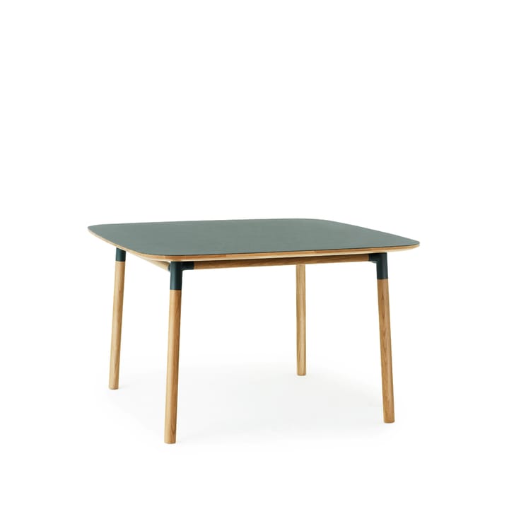 Form ruokapöytä 120 x 120 cm - Green, tammijalat - Normann Copenhagen