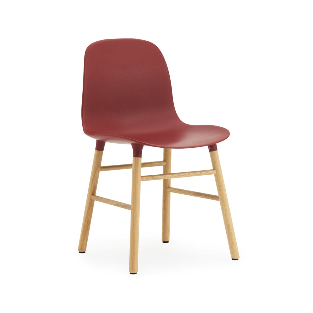 Normann Copenhagen Form tuoli Red tammijalat