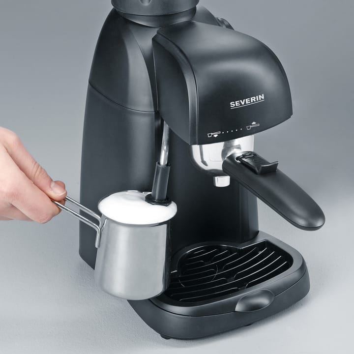 Severin KA 5978 -espressokeitin 4 kuppia, Musta Severin