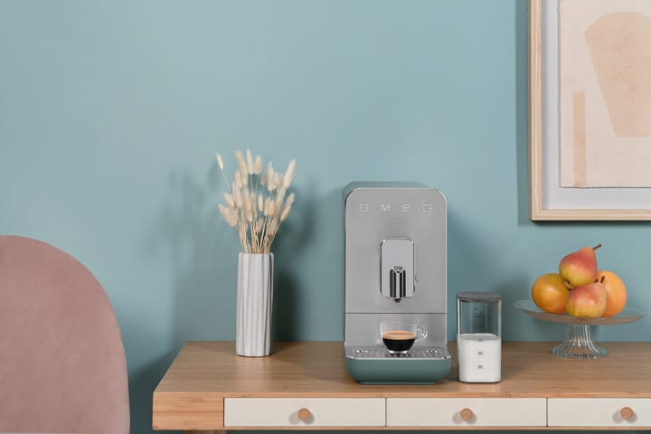 Smeg espressokone säiliöllä automaattinen, Smaragdi Smeg