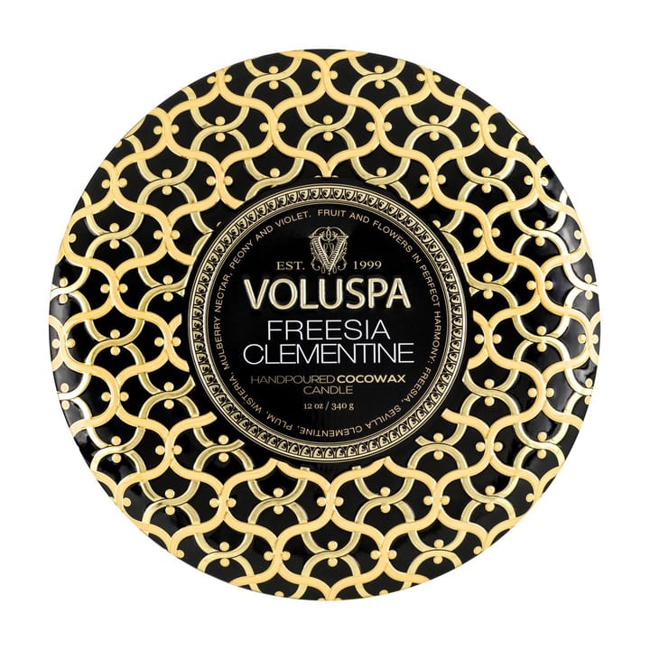 Maison Noir 3-wick Tin tuoksukynttilä 40 tuntia, Freesia Clementine Voluspa